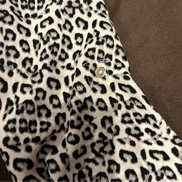 The Limited Leopard Button Down - Picture 4 of 8
